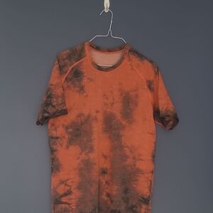 lululemon athletica Orange and Black Short Sleeve Tee